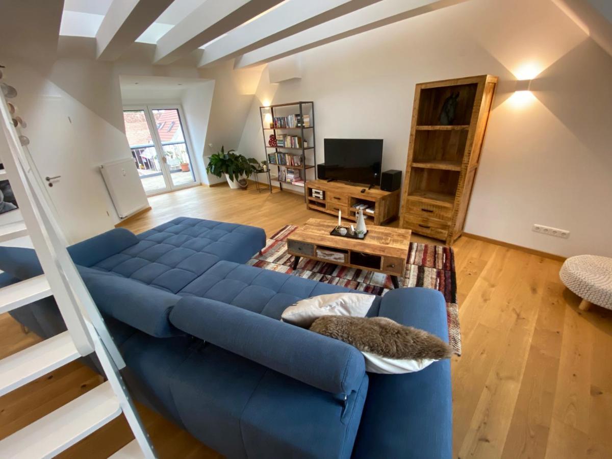 Neues Inserat, modernes Penthouse, nahe Würzburg Exterior foto